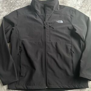 Men’s The North Face Black Apex Barrier Soft Shell Jacket XL
